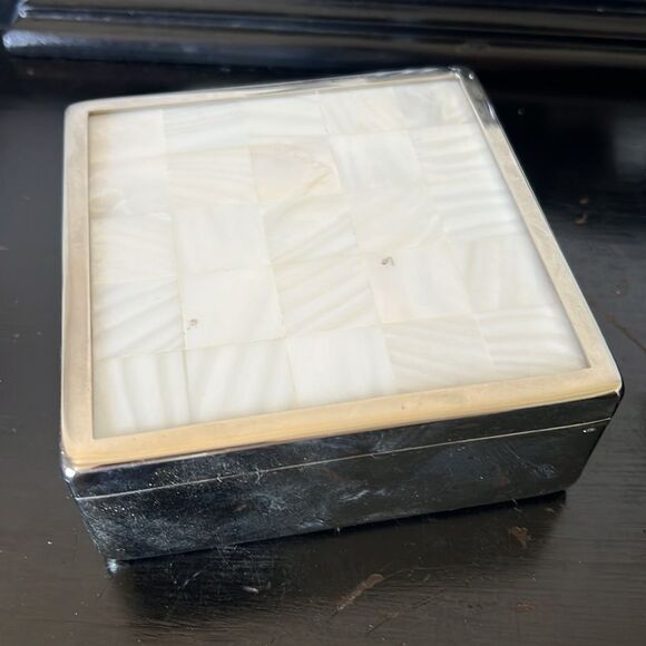 Set of 4 Trinket Boxes - Picture 6 of 12